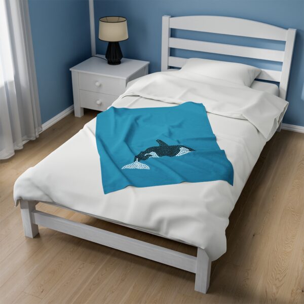 Orca Velveteen Blanket - Image 7