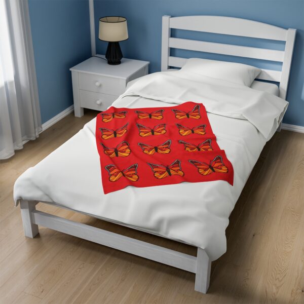 Butterfly Velveteen Blanket - Image 7